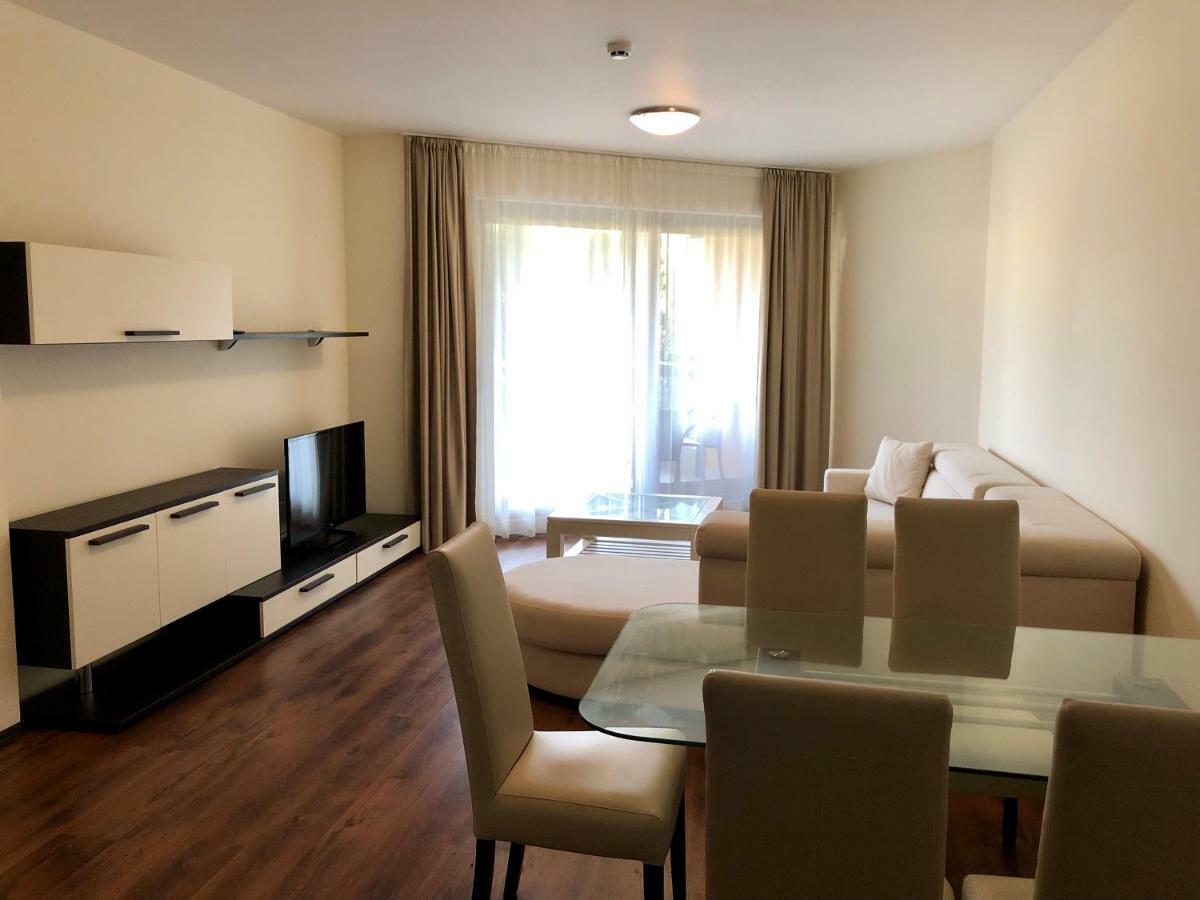 Apartments In Peter House Napospart Kültér fotó